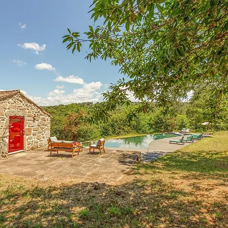 فندق مبيت وإفطار Quinta De Fermil - Casa Oliveiras *