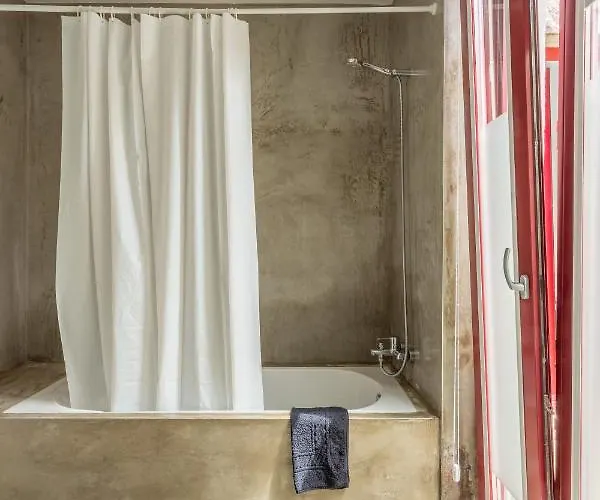 فندق مبيت وإفطار Quinta De Fermil - Casa Oliveiras *